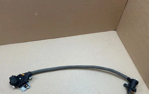 Mercedes-Benz E W212 Tailgate/trunk/boot lock/catch/latch A2047500185