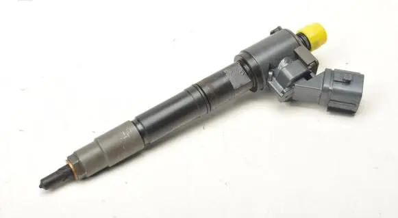 Volvo XC90 Fuel injector 31336769
