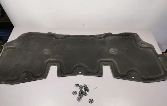 Nissan Qashqai+2 Engine bonnet/hood sound/heat insulation 