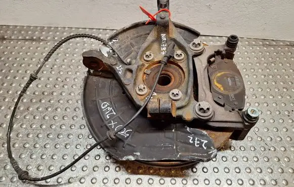 Fiat 500X Front wheel hub spindle knuckle S25056797 52028393