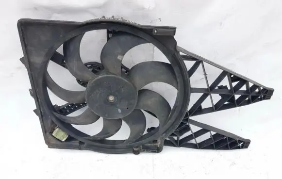Fiat Grande Punto Radiator cooling fan shroud 10p0092