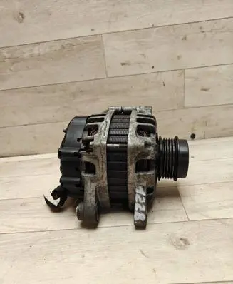 Hyundai i20 (PB PBT) Generator/alternator 3730003600 2609501