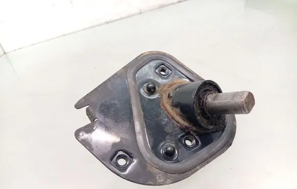 Steering wheel axle