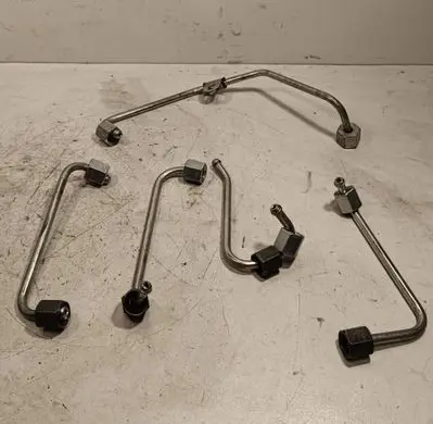 Opel Insignia B Fuel injector supply line/pipe 