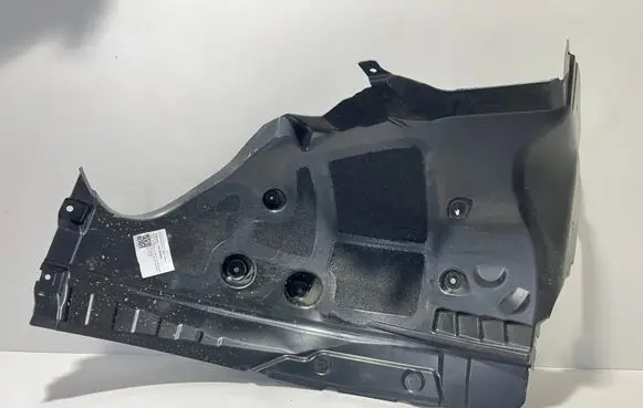 BMW X7 G07 Front wheel arch liner splash guards 7424914