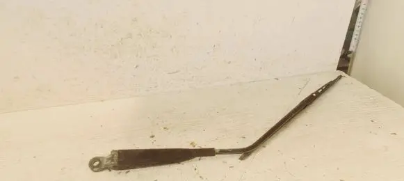 Opel Agila A Rear wiper blade arm 3882083E00 09204195