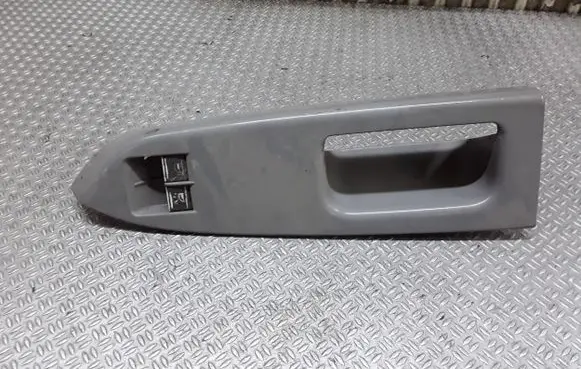 Volkswagen Caddy Electric window control switch