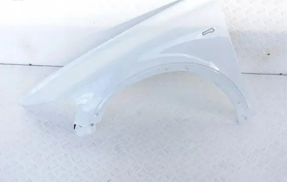 Volvo C30 Fender