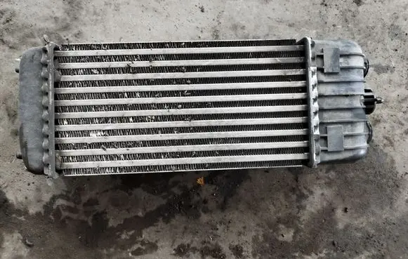 Citroen C3 Picasso Intercooler radiator 9680275480