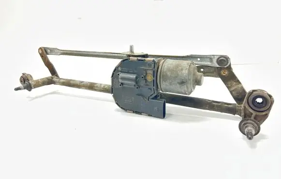 Skoda Octavia Mk2 (1Z) Front wiper linkage and motor 3397020950 1z1955119c