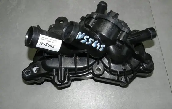 Seat Ibiza V (KJ) Water pump 04C121121C