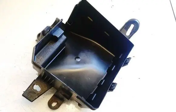 Nissan Leaf I (ZE0) Other exterior part e00301400