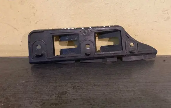 Volkswagen Golf V Front bumper mounting bracket 1K0807183