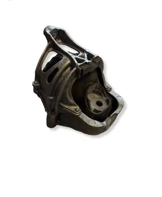 Audi Q5 SQ5 Engine mount bracket 4M0199372