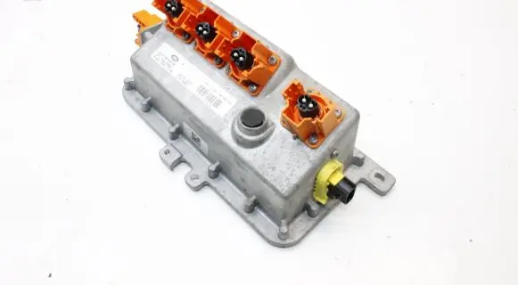 Land Rover Range Rover L405 Current control relay JPLA14A740AB