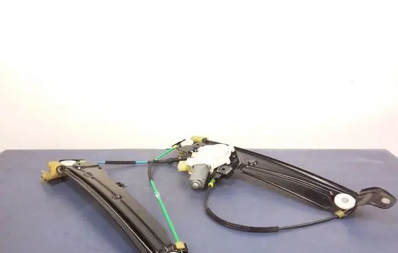 BMW 5 F10 F11 Front door window regulator with motor 7231888