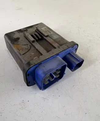 Coolant fan relay