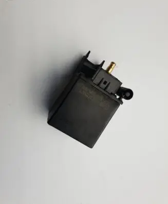 BMW 7 E38 Seat control module 8385632
