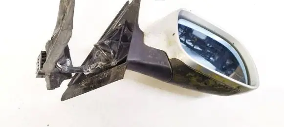 Audi A4 S4 B5 8D Front door electric wing mirror E6014743