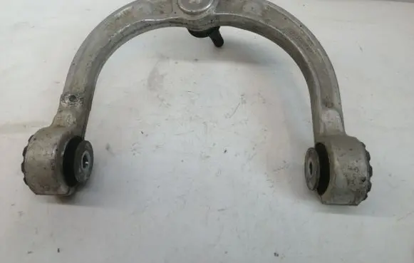Mercedes-Benz ML W164 Front upper control arm/wishbone 94591