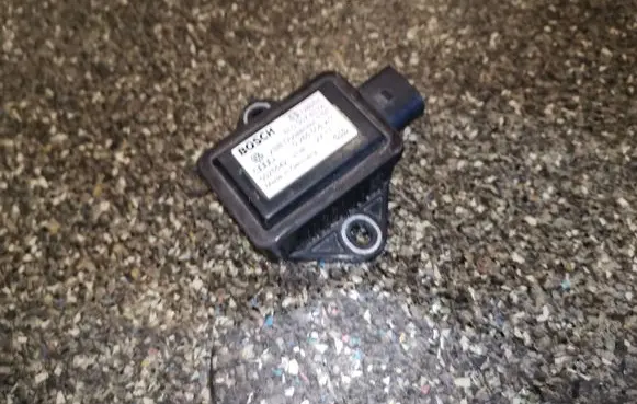 Audi A8 S8 D3 4E ESP acceleration yaw rate sensor 8E0907637A 0265005245