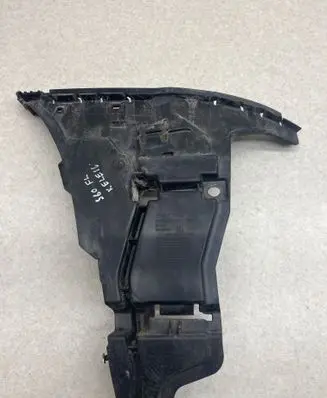 Volvo S60 Front bumper mounting bracket 08693182 BP3EA