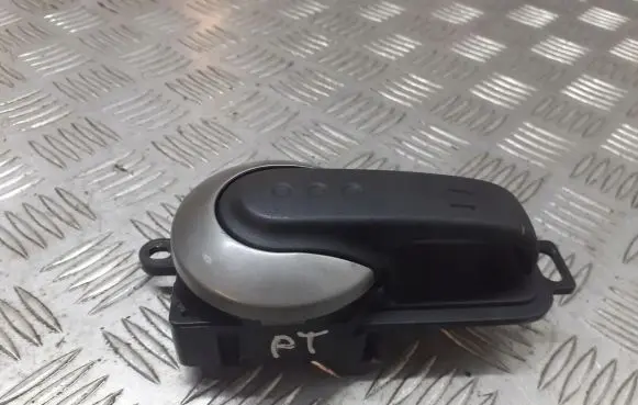 Nissan Micra Rear door handle trim 5010800006