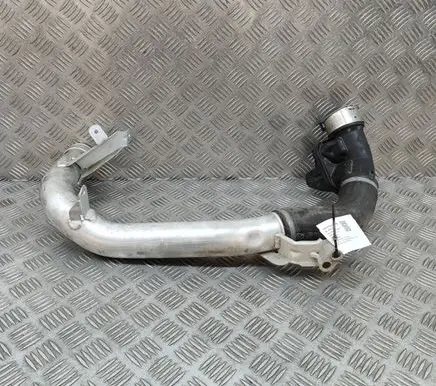 Volvo XC90 Intercooler hose/pipe 31422061