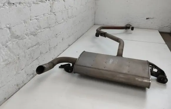 Toyota Prius (XW50) Muffler/silencer 13727