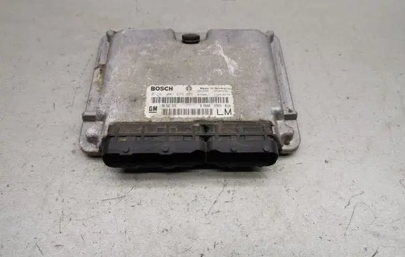 Opel Astra G Engine control unit/module 0281001675 90562575