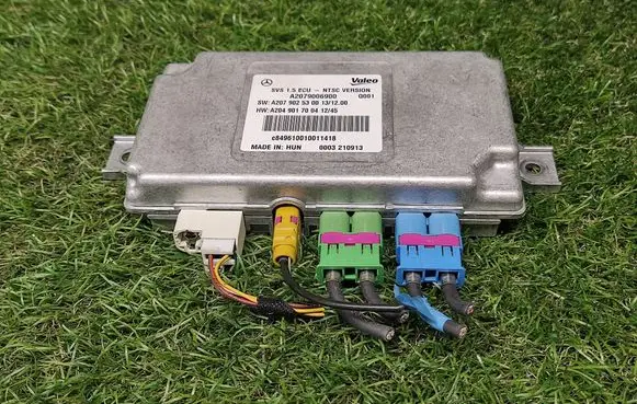 Mercedes-Benz E C207 W207 Camera control unit module A2079006900 A2079025300 A2049017004