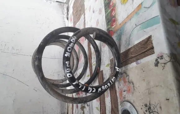 Citroen C4 I Front coil spring