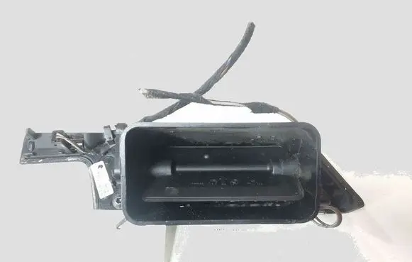 Mercedes-Benz E W212 Dashboard side air vent grill/cover trim A2128300254 A2128204004