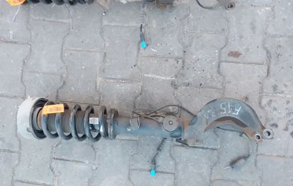 BMW X5 F15 Front shock absorber with coil spring 6875084