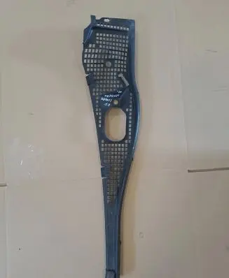Renault Sandero I Wiper trim 8200294316