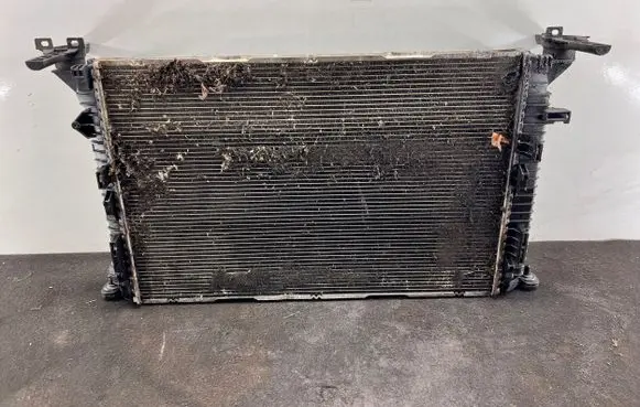 Audi A4 S4 B8 8K Coolant radiator 8K0121251Q VP7TBH8005DE