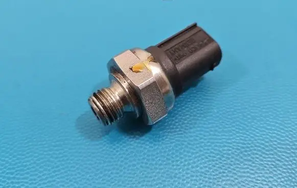 Mercedes-Benz B W245 Exhaust gas pressure sensor A0041539828 IMPRK1557101
