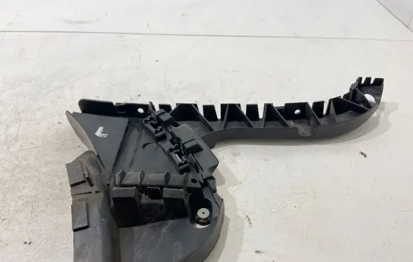 Volvo XC70 Rear bumper mounting bracket 30678703 BP3EA