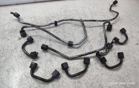 Volkswagen Amarok Fuel line pipe