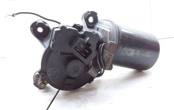 Mazda 323 F Wiper motor 8492000240