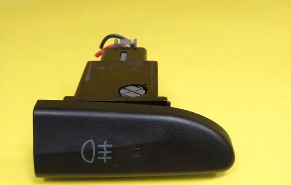Fog light switch