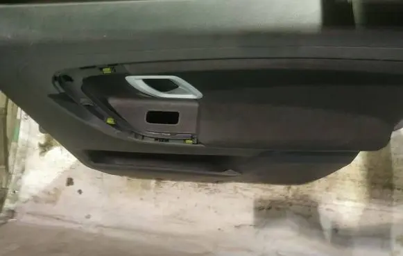 Skoda Roomster (5J) Rear door card panel trim