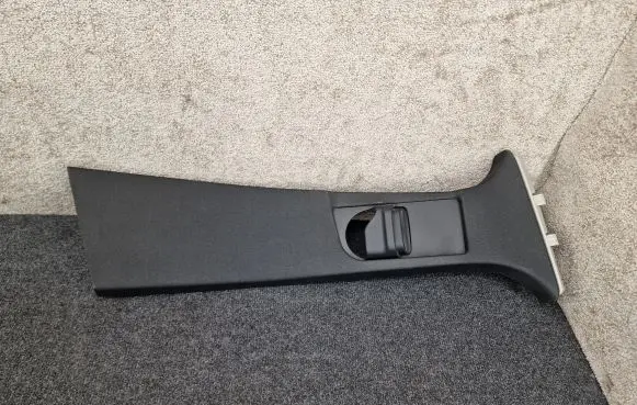 Mercedes-Benz GLC X253 C253 (B) pillar trim (top) A2536901425 A2056901030