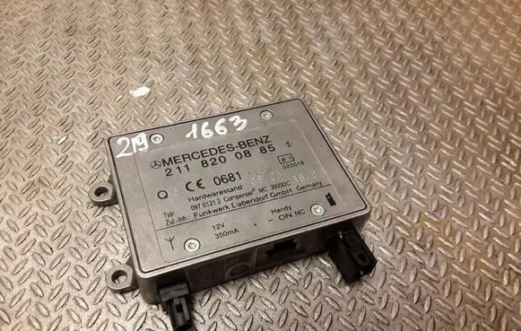 Mercedes-Benz CLS C219 Phone control unit/module A2118200885 2118200885