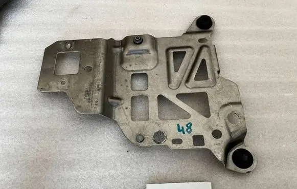 Battery tray