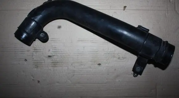 Ford Focus ST Air intake hose/pipe CV616C784AE