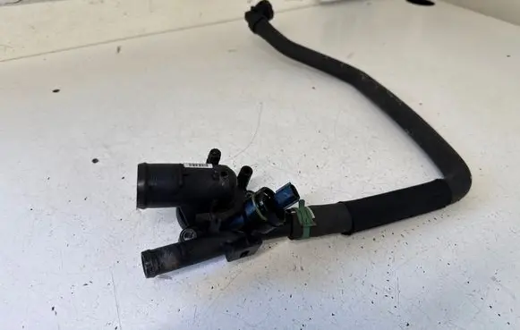 Renault Master III Thermostat/thermostat housing 8200978549