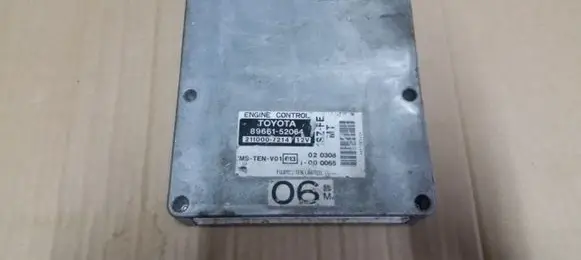 Toyota Yaris Engine control unit/module 8966152064 2110007214 1SZFEMT