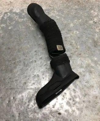 Mercedes-Benz E AMG W212 Air intake duct part A6420901442BILI A6420901442