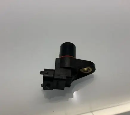 Mercedes-Benz E W211 Camshaft position sensor A0051531328 141T08 2464